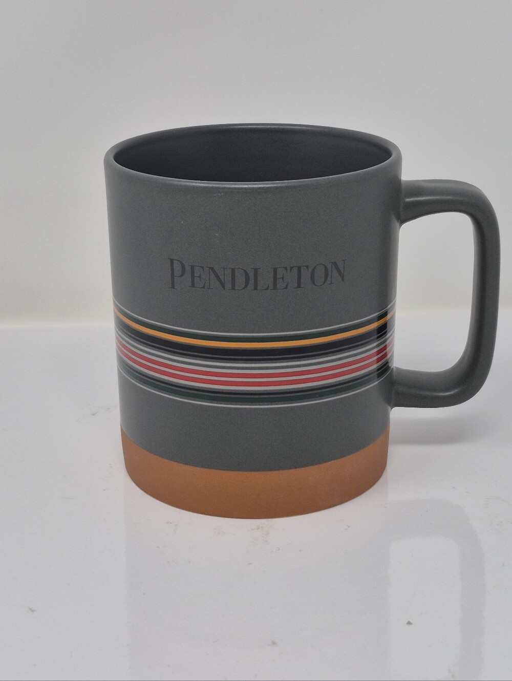 Pendleton coffee mug Gray With Stripes